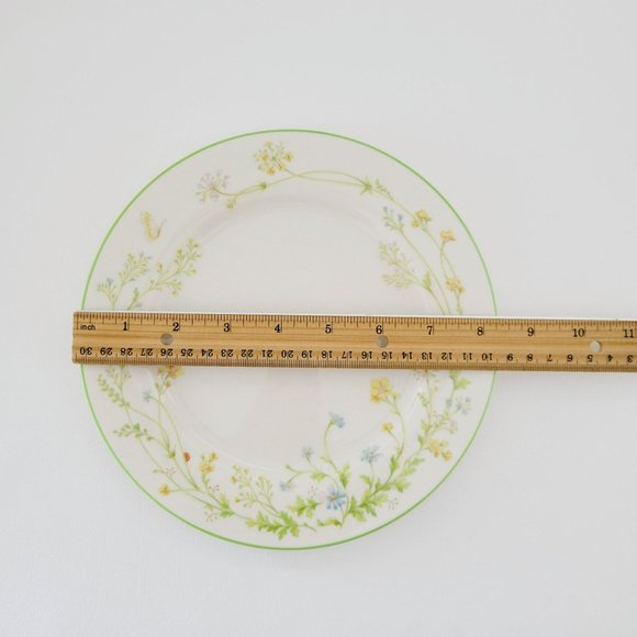 Noritake Reverie Green Trim 2 Salad Plates, Wildflower & Butterfly Spring Dishes - Picture 9 of 9